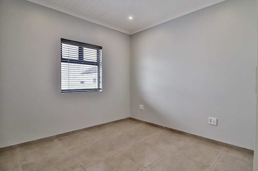 3 Bedroom Property for Sale in Atlantic Sands Private Estate Western Cape